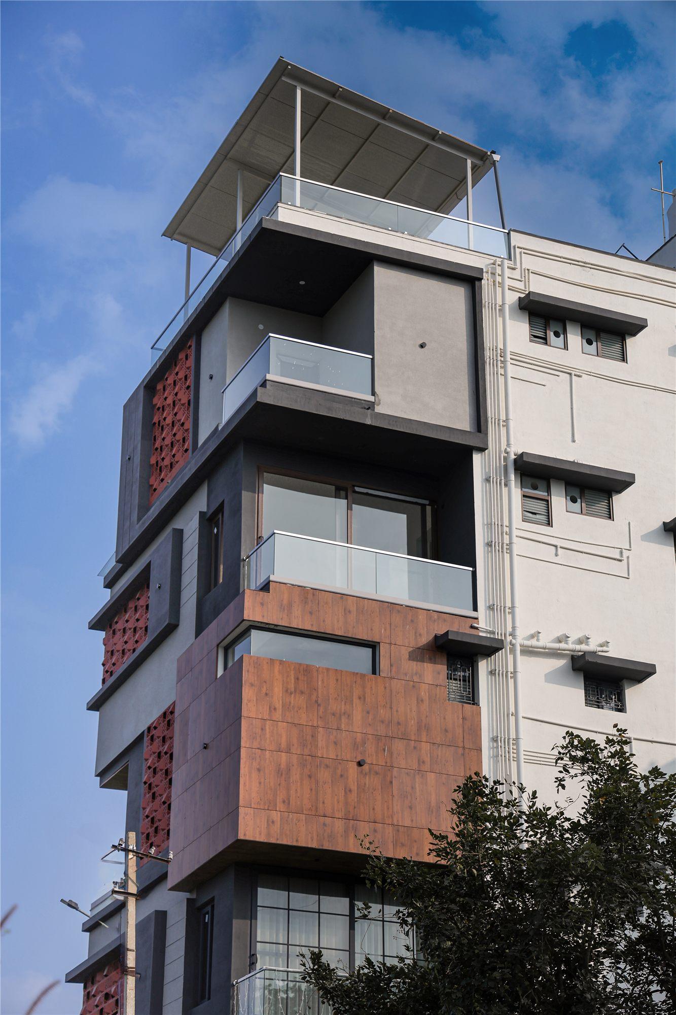 Gubbi Gudu — exterior of the G+4 independent villa in Anjanapura, JP Nagar, Bangalore